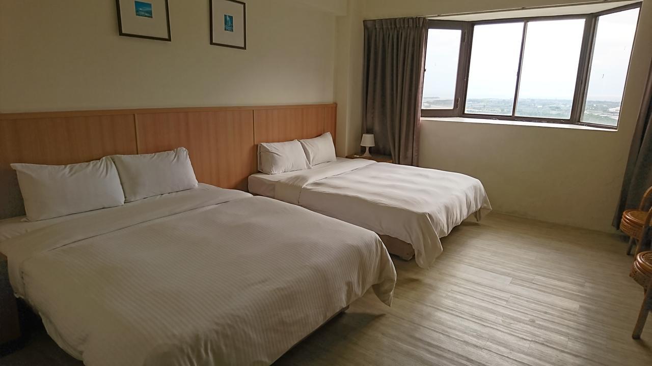 Angela Hotel Taitung Екстериор снимка